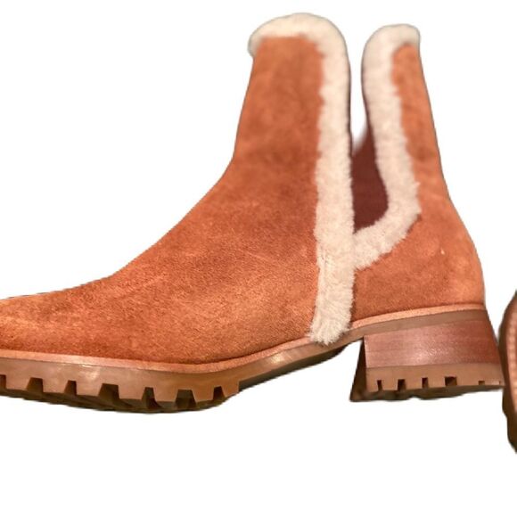 #514 TALBOTS Sherpa Lined Chelsea Ankle Boots - Picture 4 of 7